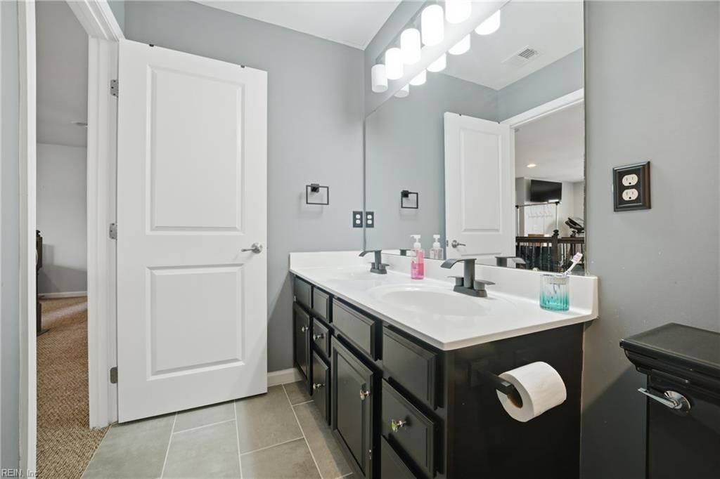 1633 Banff Ct Property Photo 29