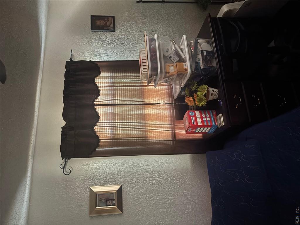 2425 Lofurno Rd Property Photo 3