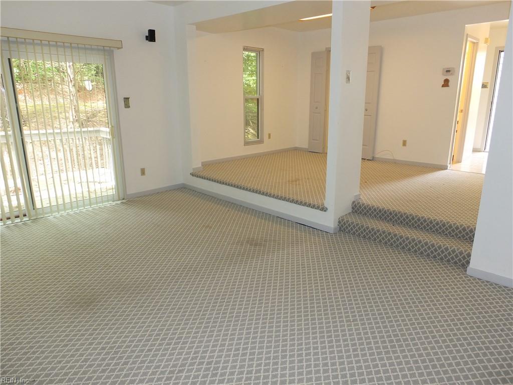 9747 Groundhog Dr Property Photo 3