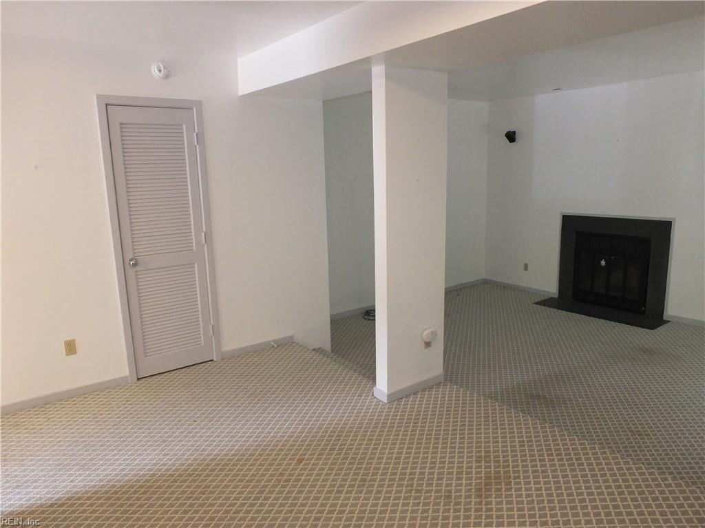 9747 Groundhog Dr Property Photo 6