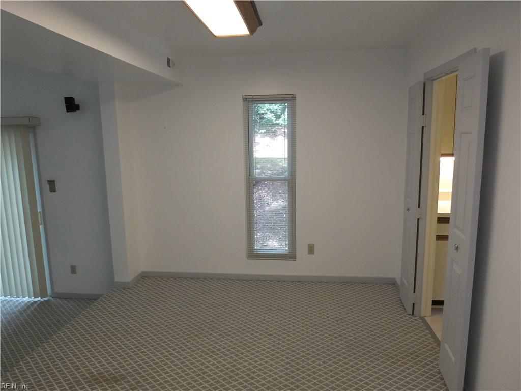 9747 Groundhog Dr Property Photo 8