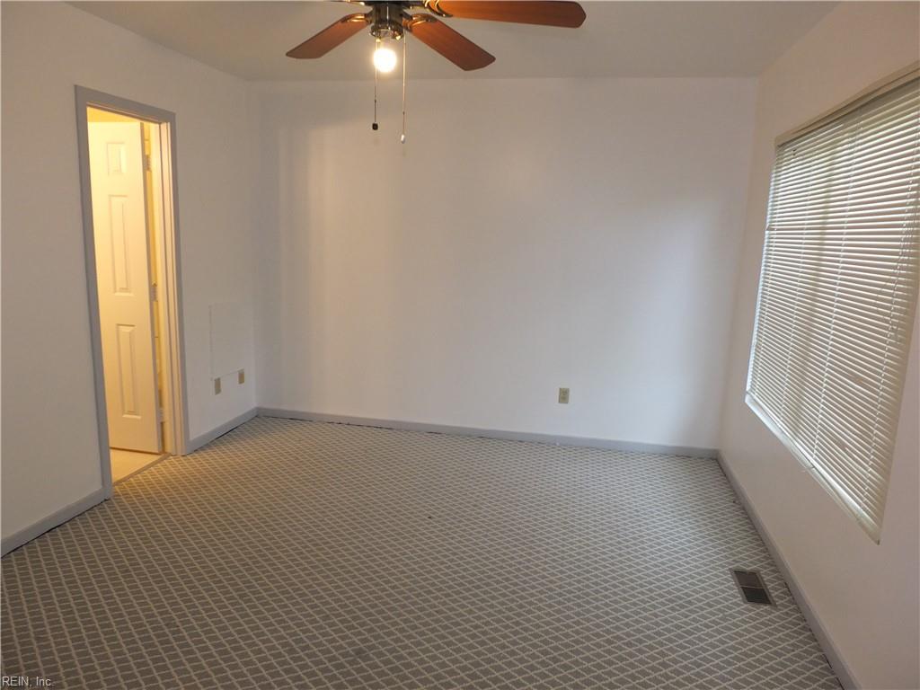 9747 Groundhog Dr Property Photo 15