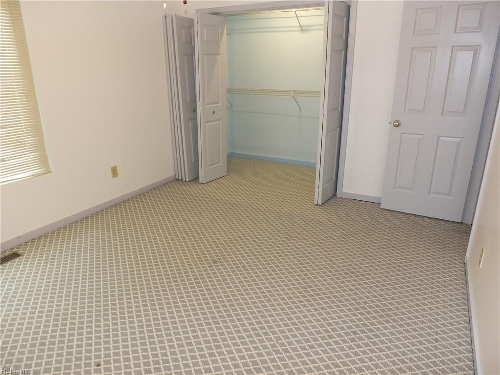 9747 Groundhog Dr Property Photo 16