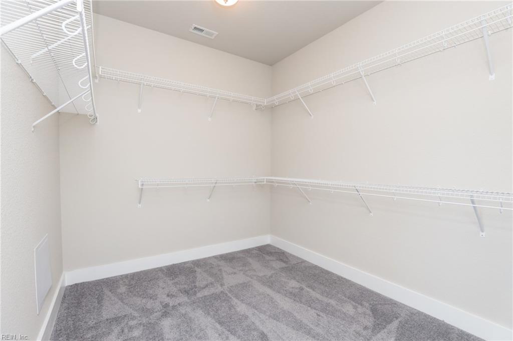 2864 Raccoon Trl Property Photo 21