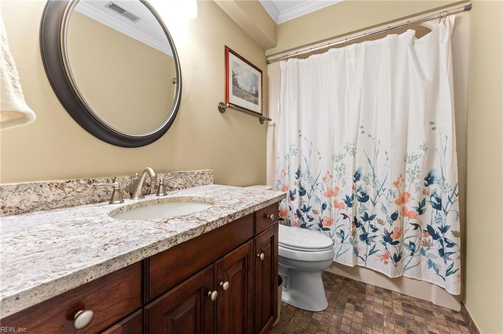 1831 Sawgrass Pointe Dr Property Photo 27