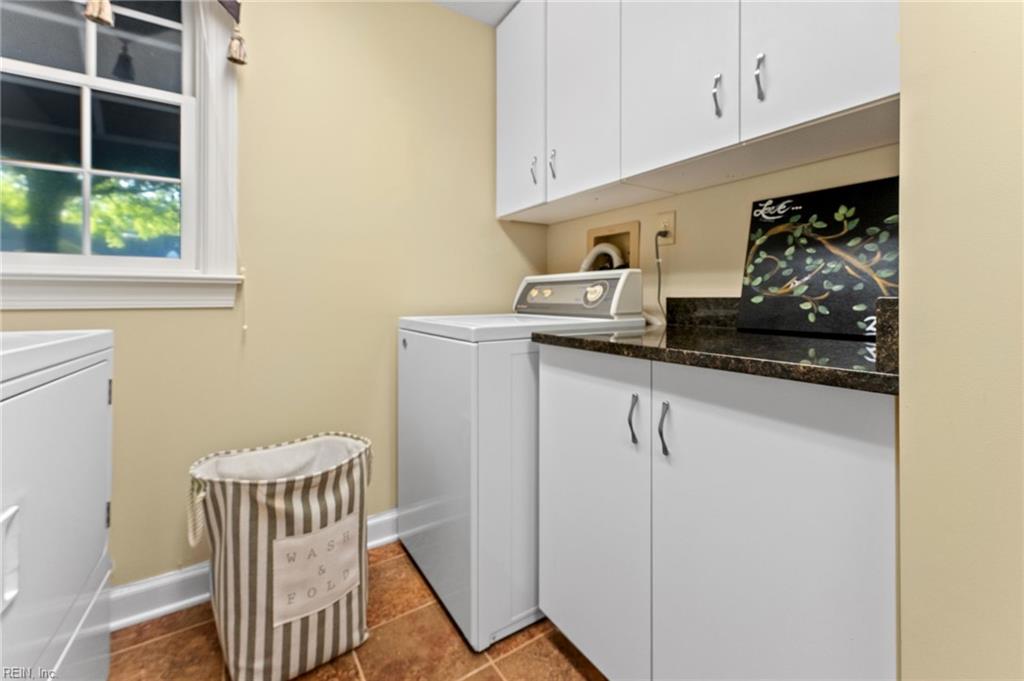1831 Sawgrass Pointe Dr Property Photo 29