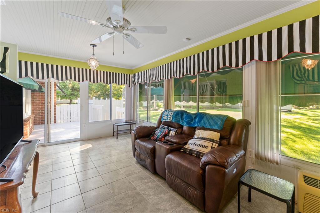 1831 Sawgrass Pointe Dr Property Photo 35