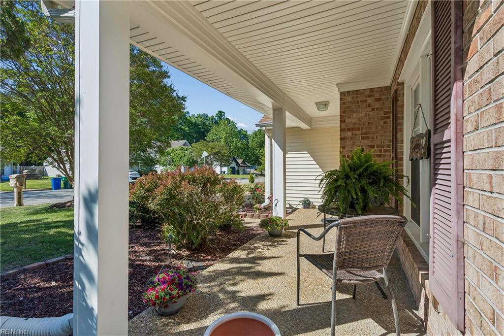 867 Belvoir Cir Property Photo 7