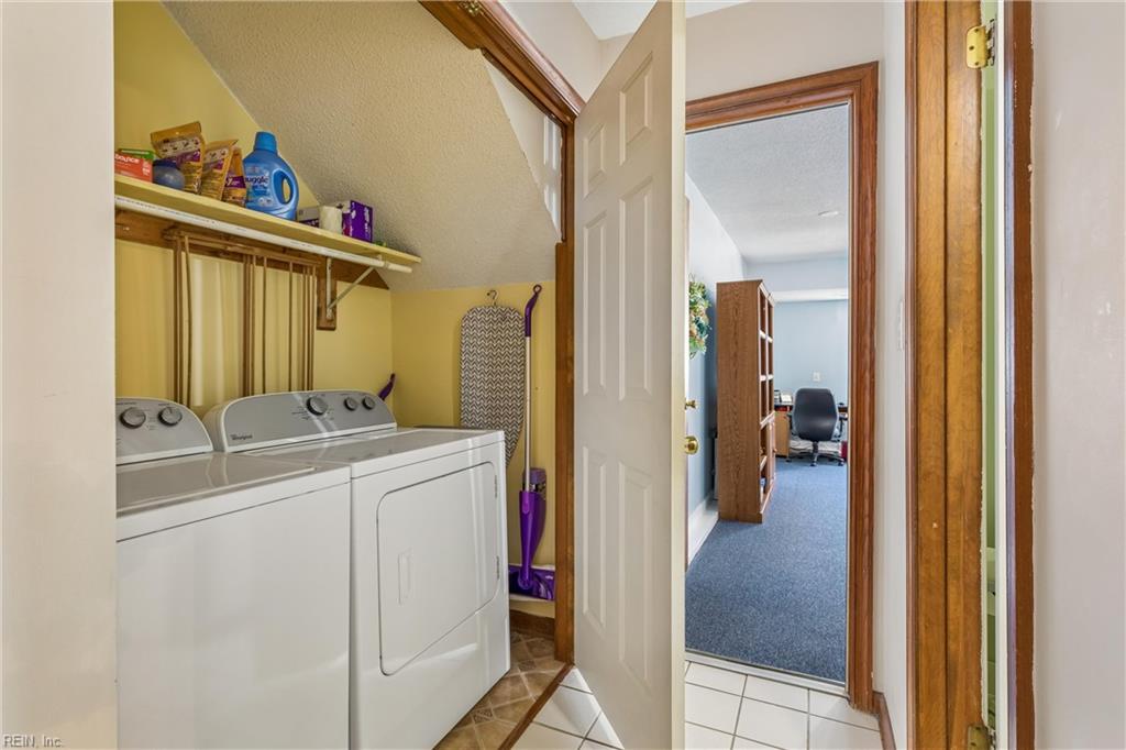 867 Belvoir Cir Property Photo 29