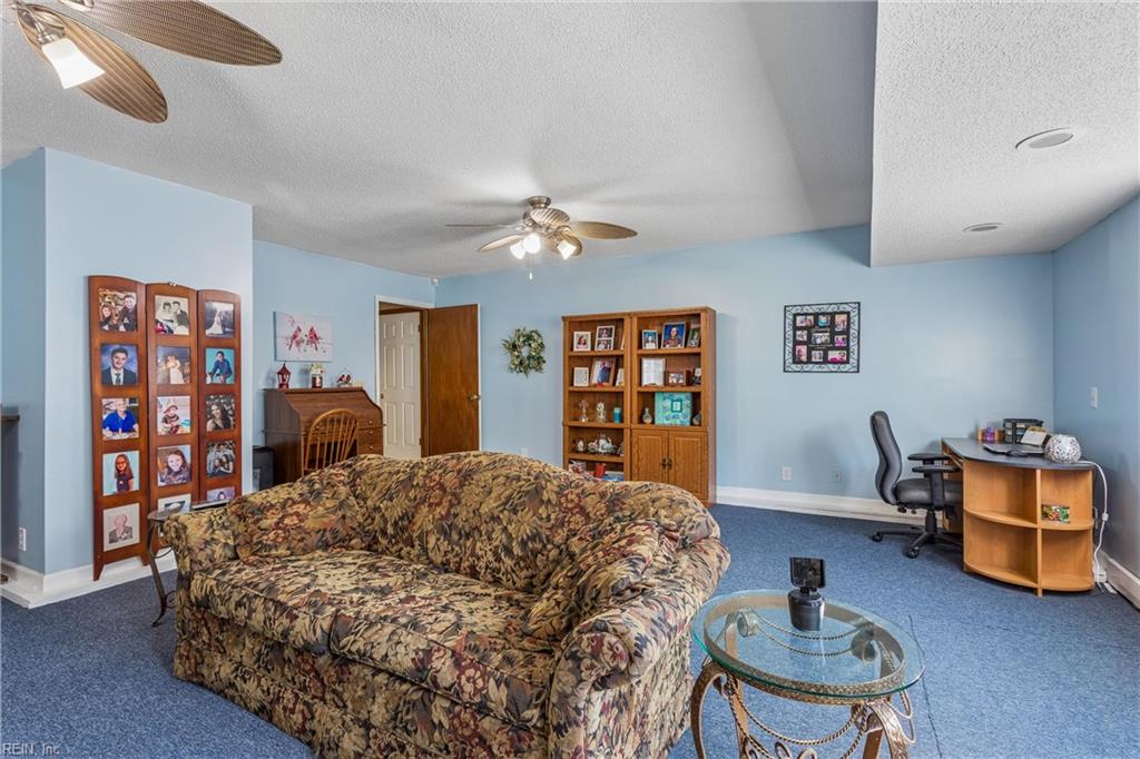 867 Belvoir Cir Property Photo 35