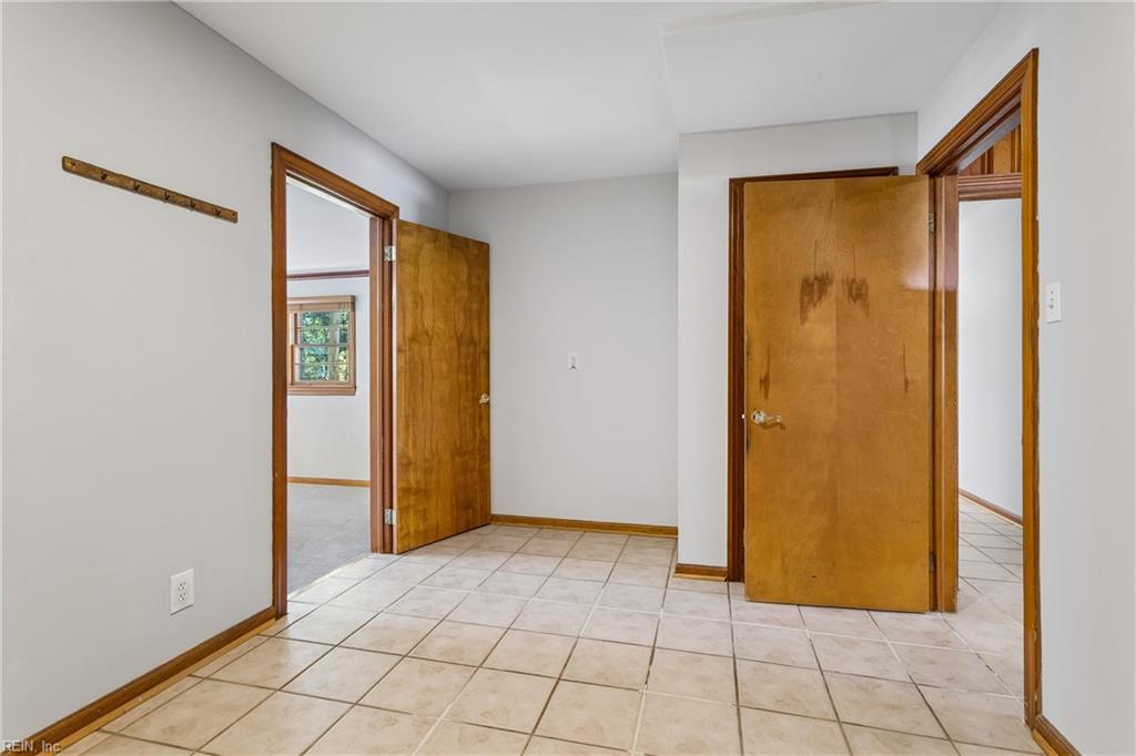 16 Pine Ln Property Photo 18