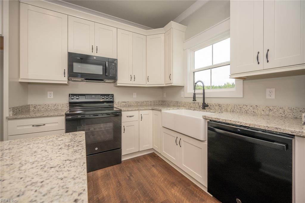 350 Sharber Ln Property Photo 6