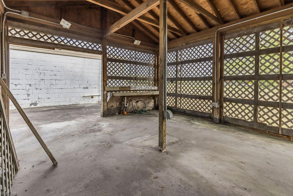 23218 Main St Property Photo 13