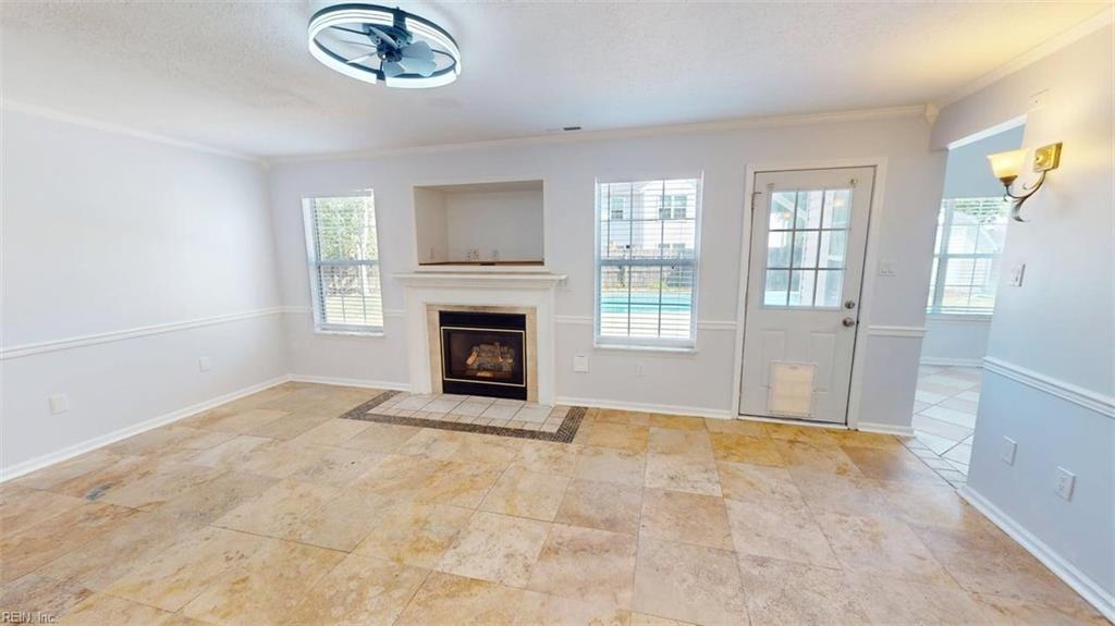 3125 Niagara Way Property Photo 13