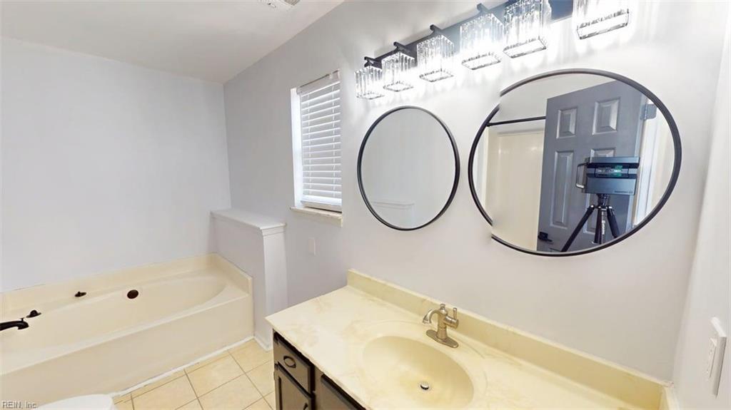 3125 Niagara Way Property Photo 23