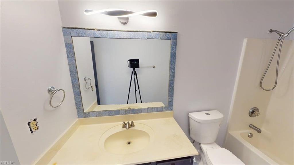 3125 Niagara Way Property Photo 25