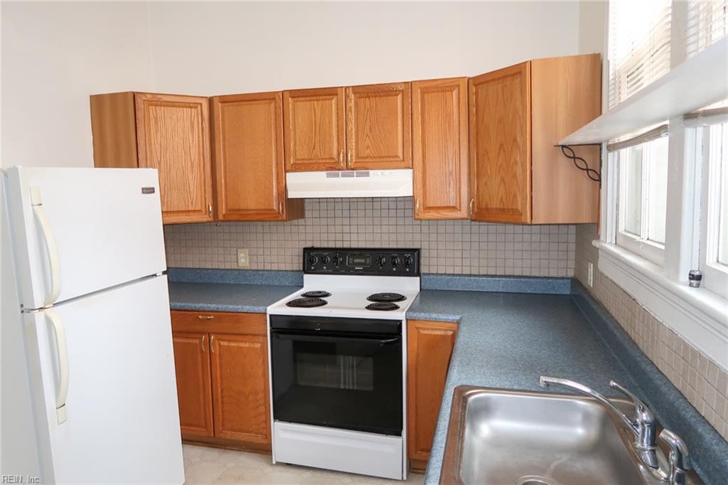 318 Court St Property Photo 32
