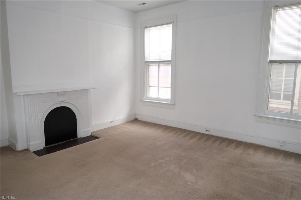 318 Court St Property Photo 35
