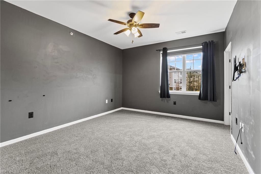 4332 Hillingdon Bnd Property Photo 9