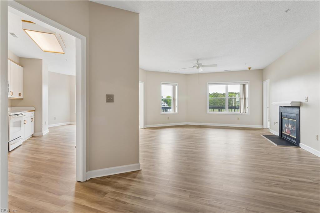 1024 Porte Harbour Arch Property Photo 6