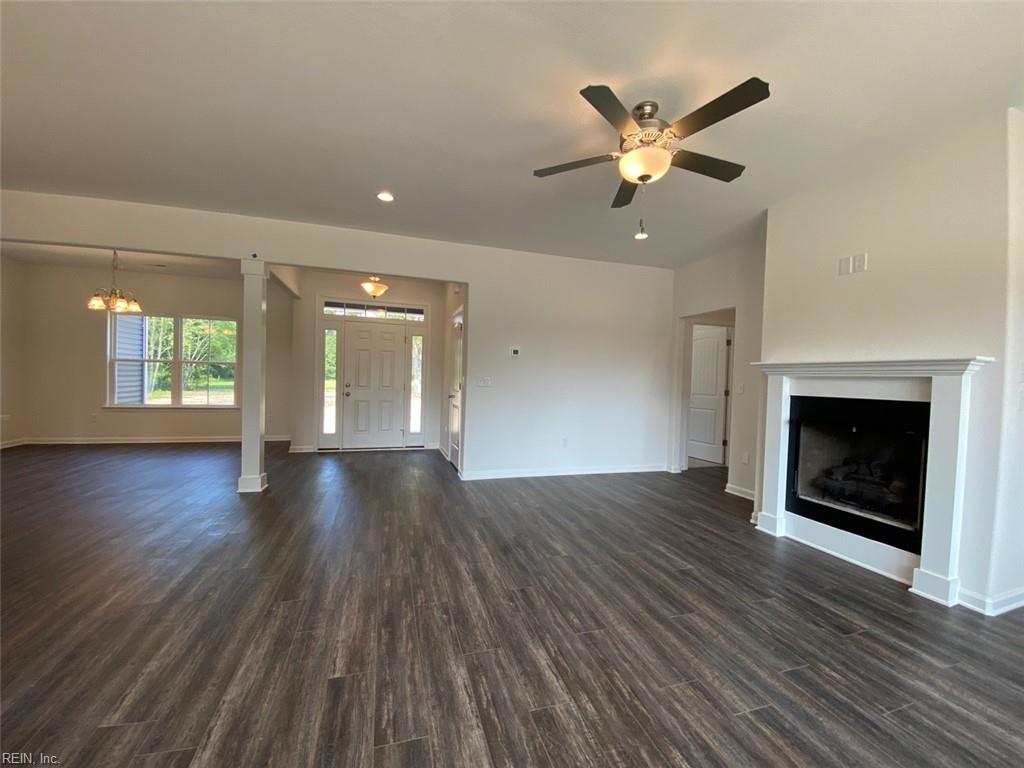 2105 Holland Corner Rd Property Photo 5