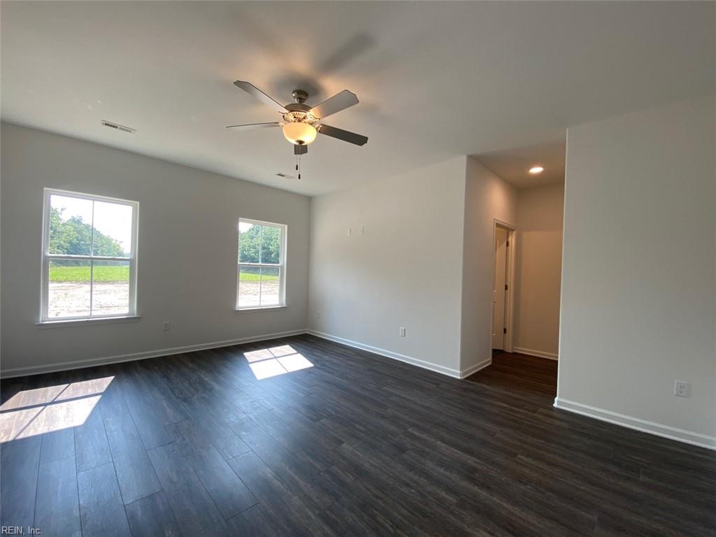 2105 Holland Corner Rd Property Photo 21
