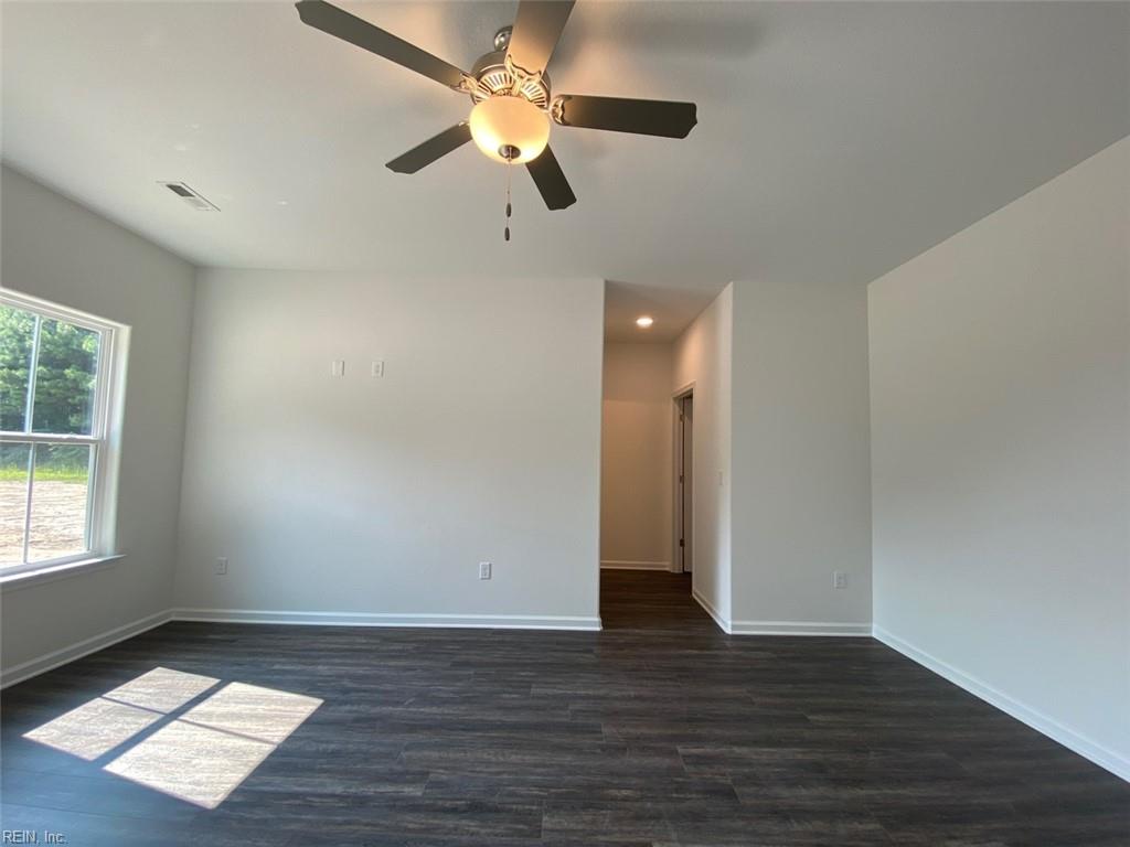 2105 Holland Corner Rd Property Photo 22