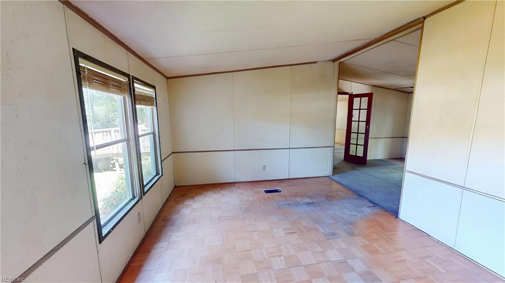 5080 Sandy Clay Ln Property Photo 3