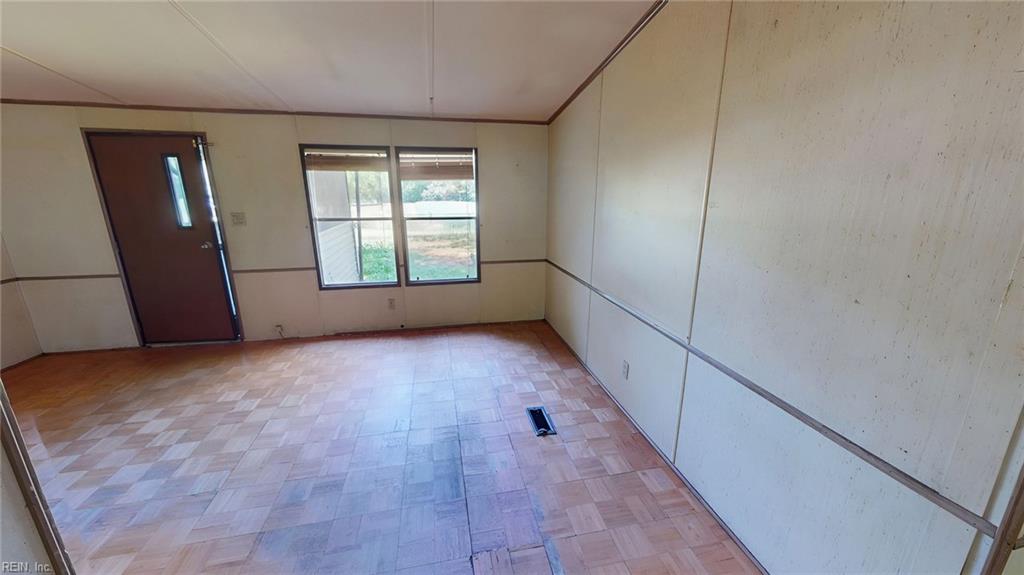 5080 Sandy Clay Ln Property Photo 5