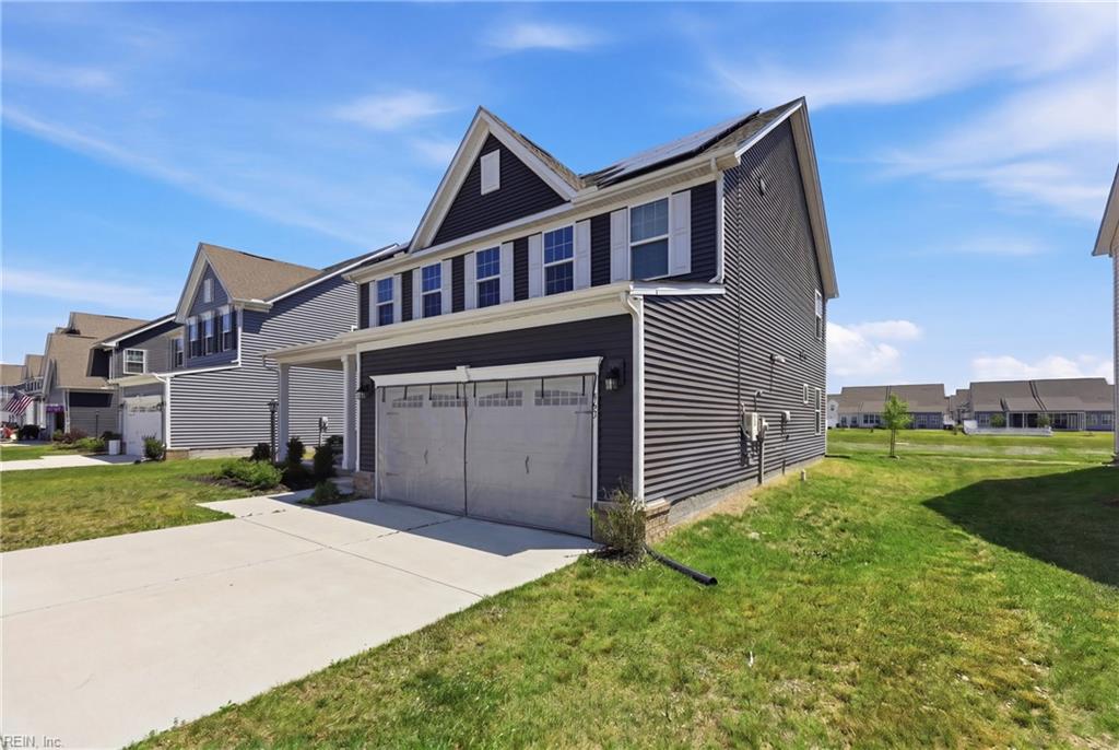 563 Spring Hill Pl Property Photo 2