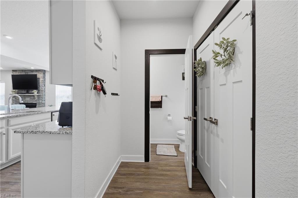 563 Spring Hill Pl Property Photo 18