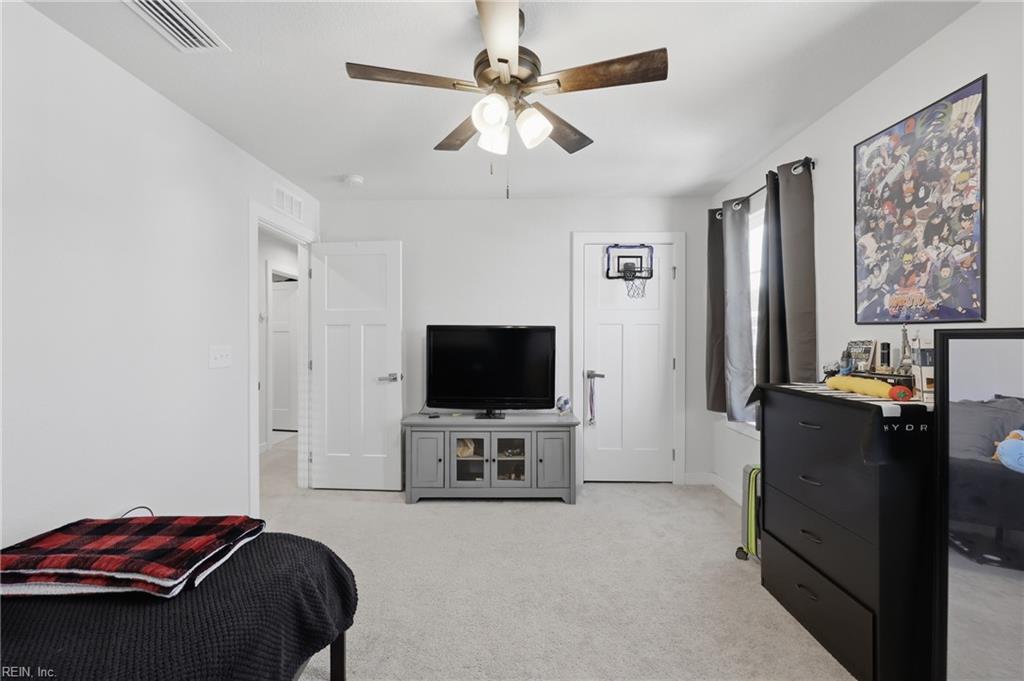 563 Spring Hill Pl Property Photo 21