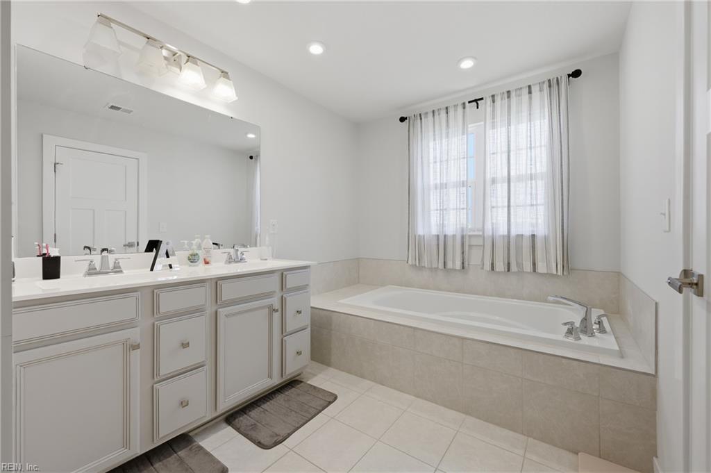 563 Spring Hill Pl Property Photo 29