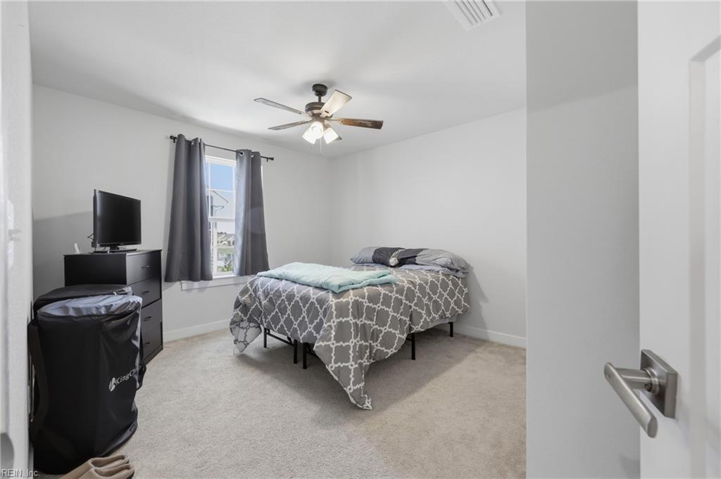 563 Spring Hill Pl Property Photo 32