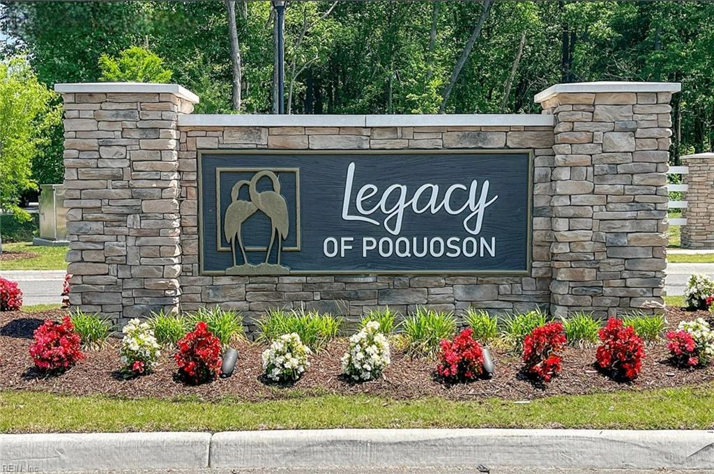 114 Legacy Blvd Property Photo 2