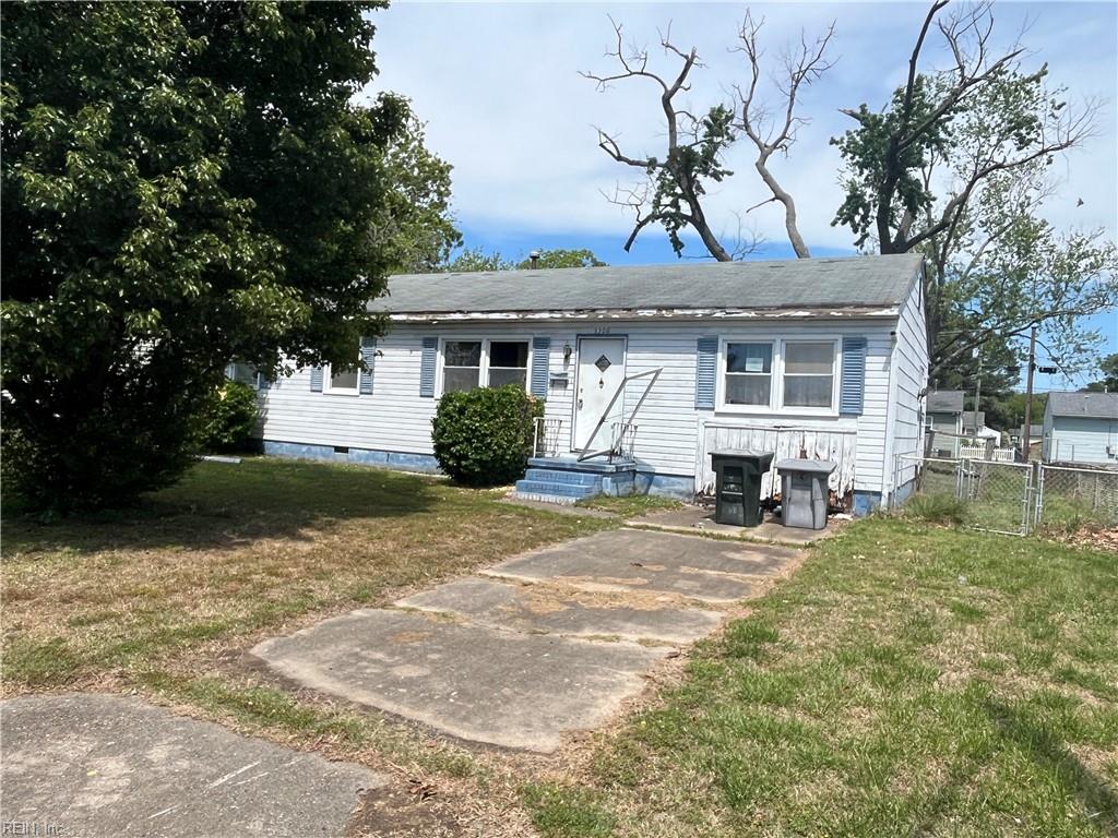 8508 Kennedy Dr Property Photo 1
