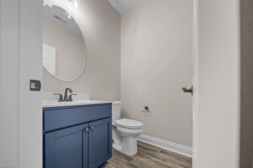 23057 Lake Ct Property Photo 16