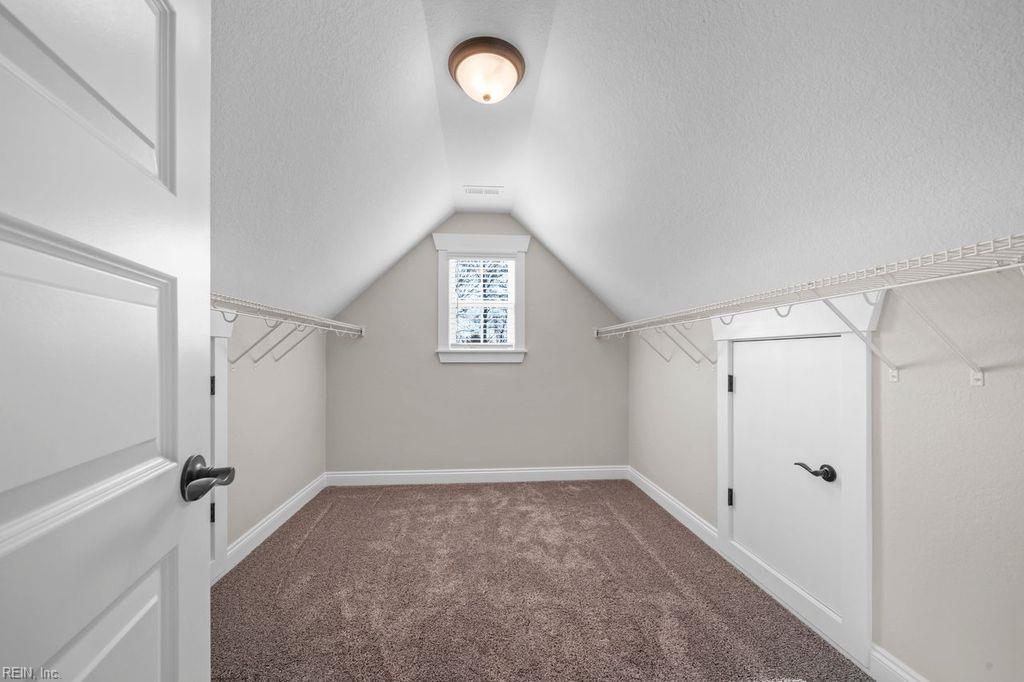 23057 Lake Ct Property Photo 19