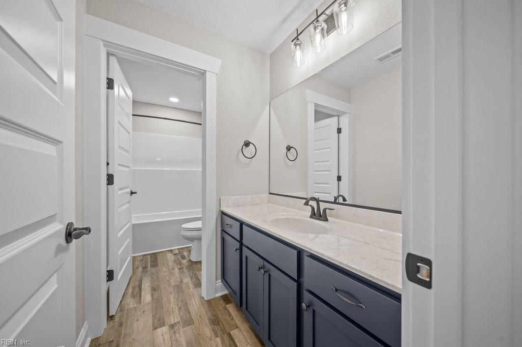 23057 Lake Ct Property Photo 20