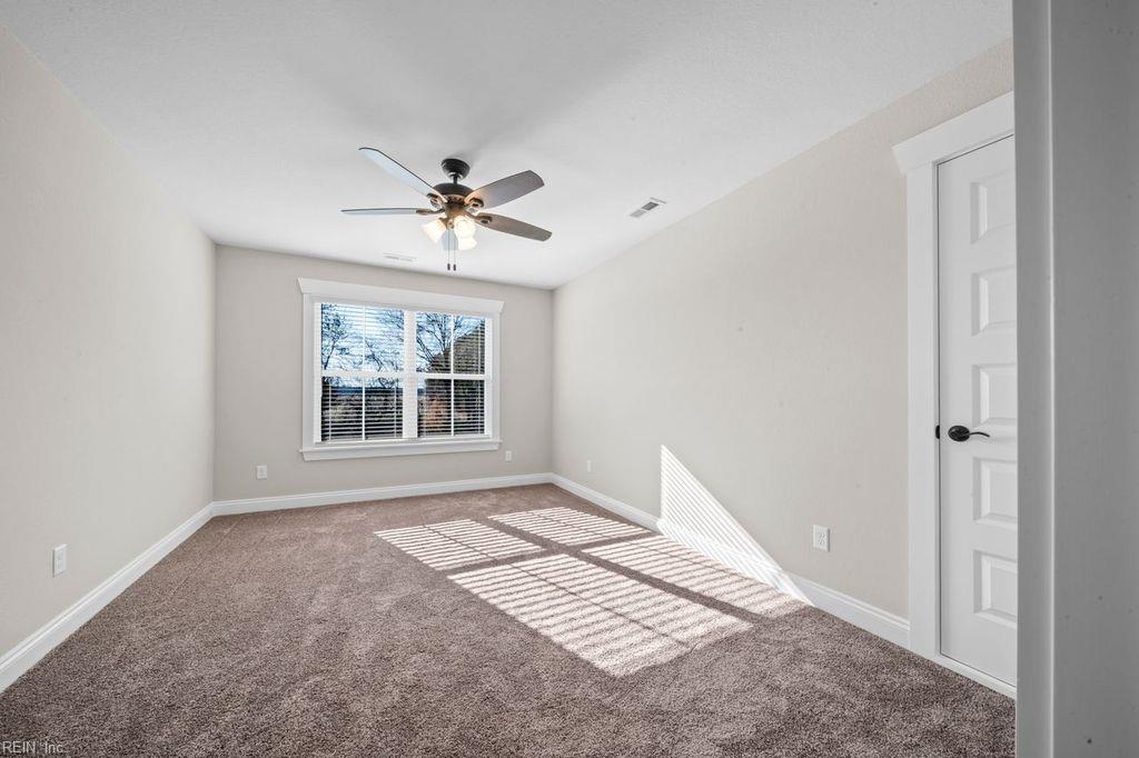 23057 Lake Ct Property Photo 27