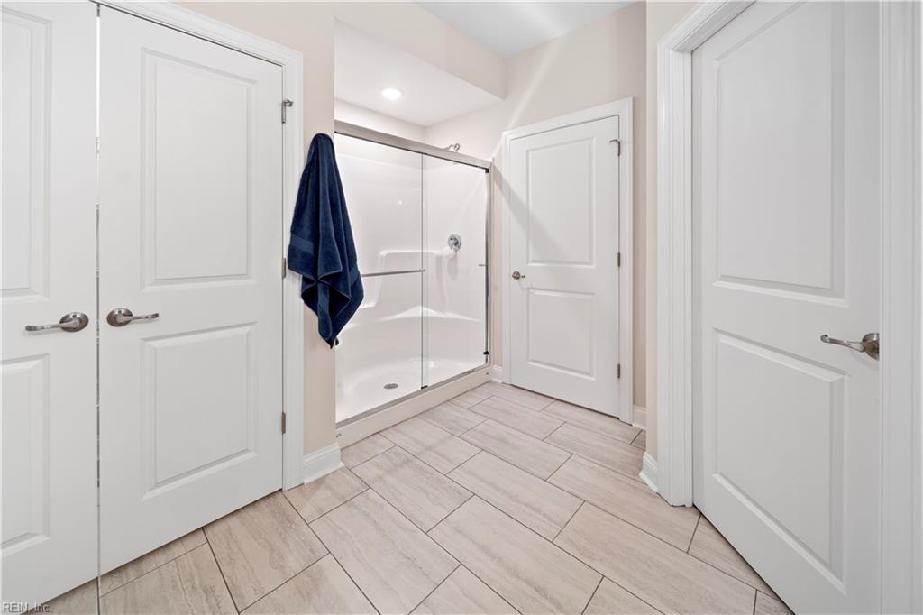 4615 Longleaf Pl Property Photo 7