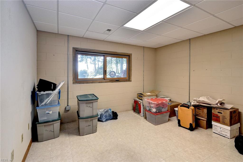 2775 Shell Rd Property Photo 32