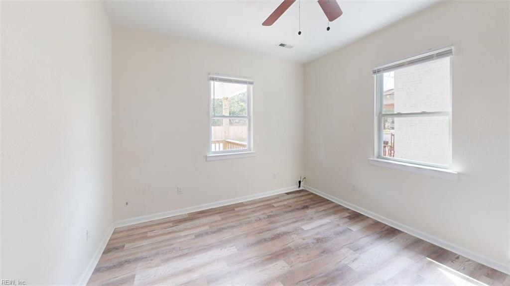 546 3rd Ave Property Photo 22