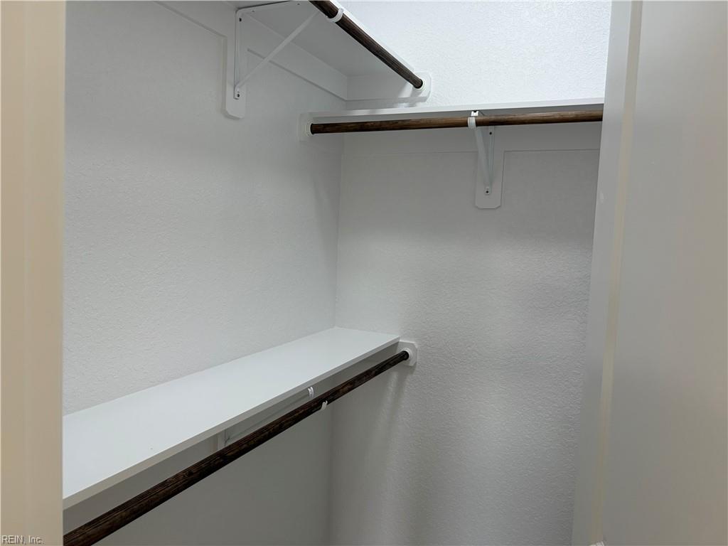 224 Lowes Ln Property Photo 13
