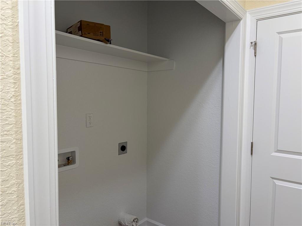 224 Lowes Ln Property Photo 18