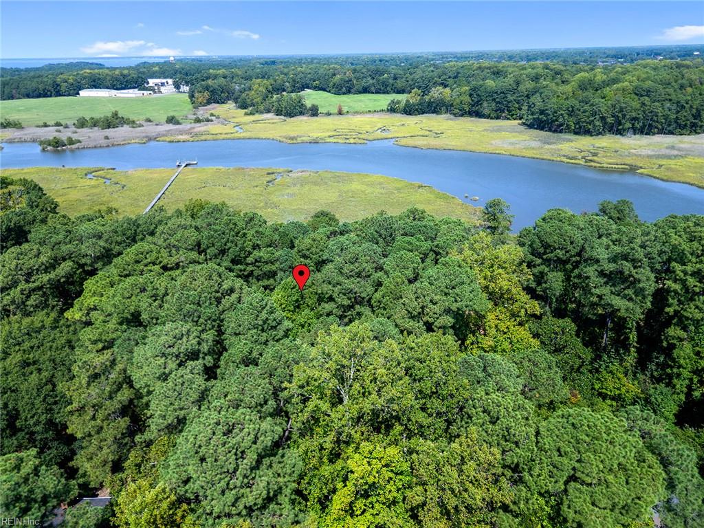 1350 Moyer Rd Property Photo 4