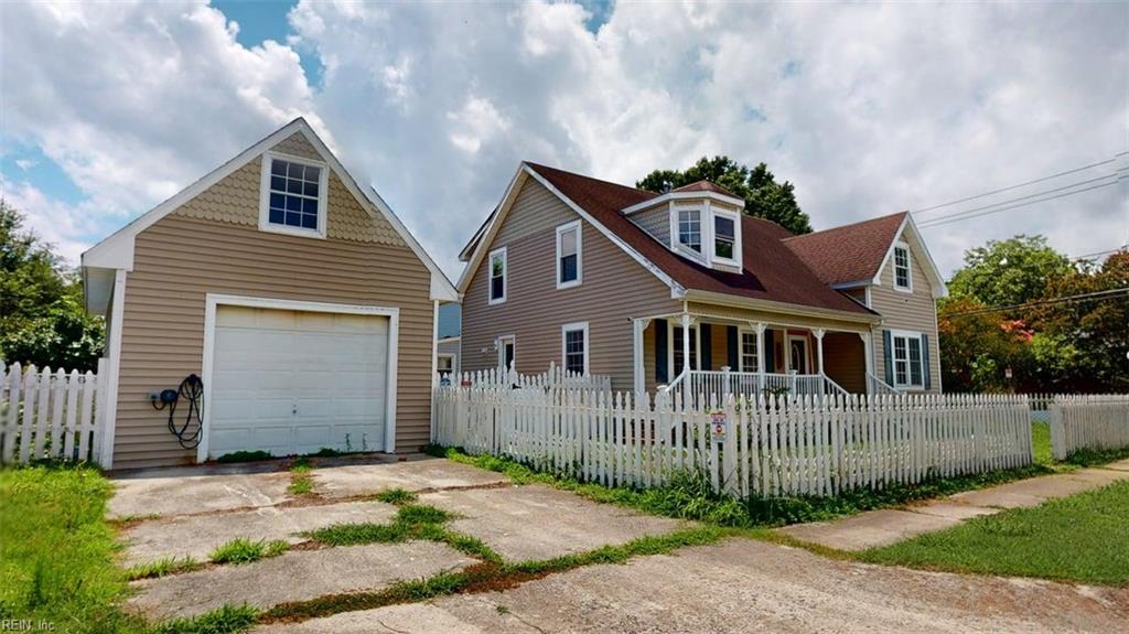6651 Hudson Ave Property Photo 2