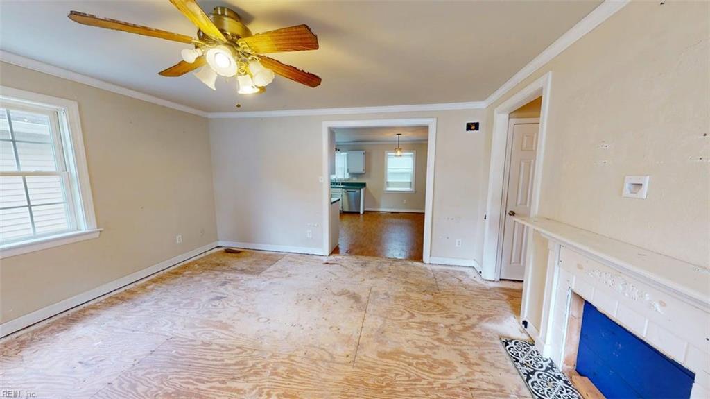 6651 Hudson Ave Property Photo 4