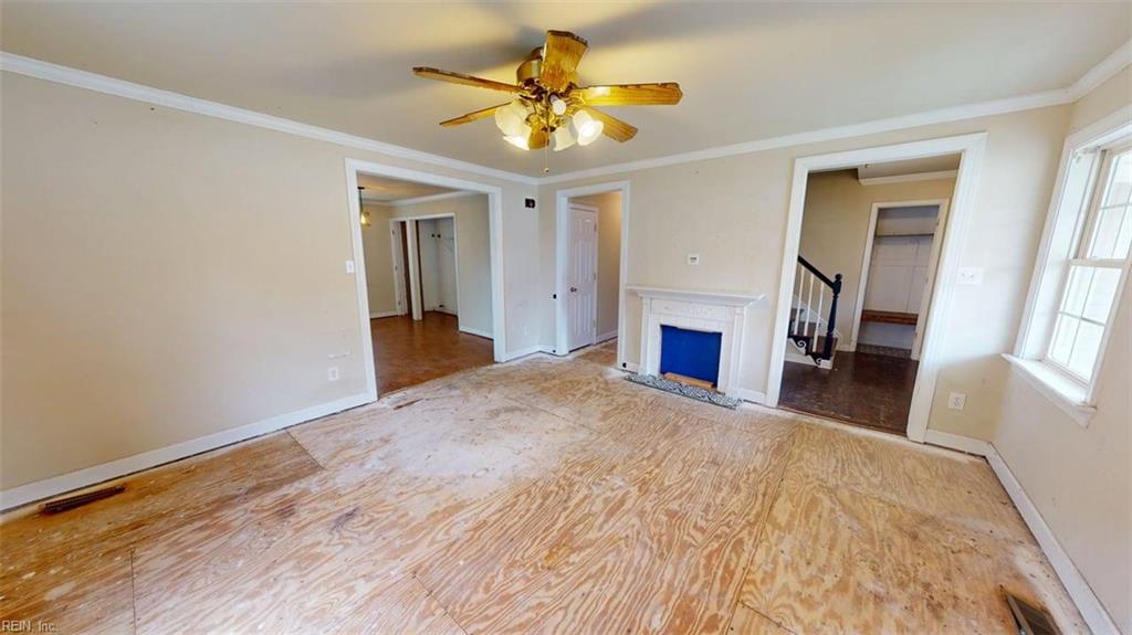 6651 Hudson Ave Property Photo 5