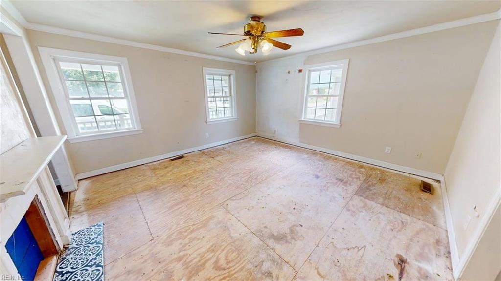 6651 Hudson Ave Property Photo 7